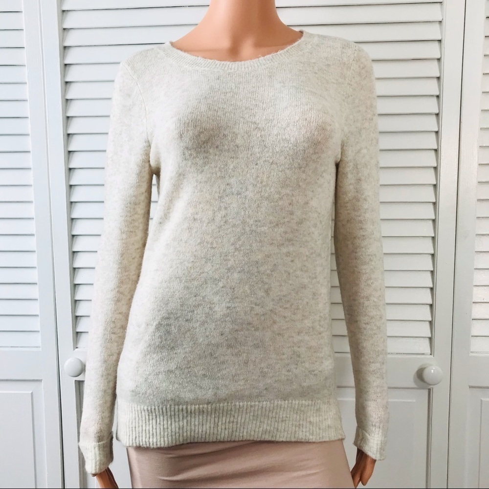 2/$50 LOFT Cream Acrylic Blend Open Back Sweater Size Extra Small